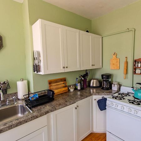 Centrally Located With Lake Views برلينغتون المظهر الخارجي الصورة